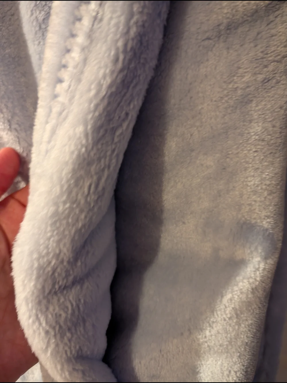 Kate Spade Plush Throw Light Blue